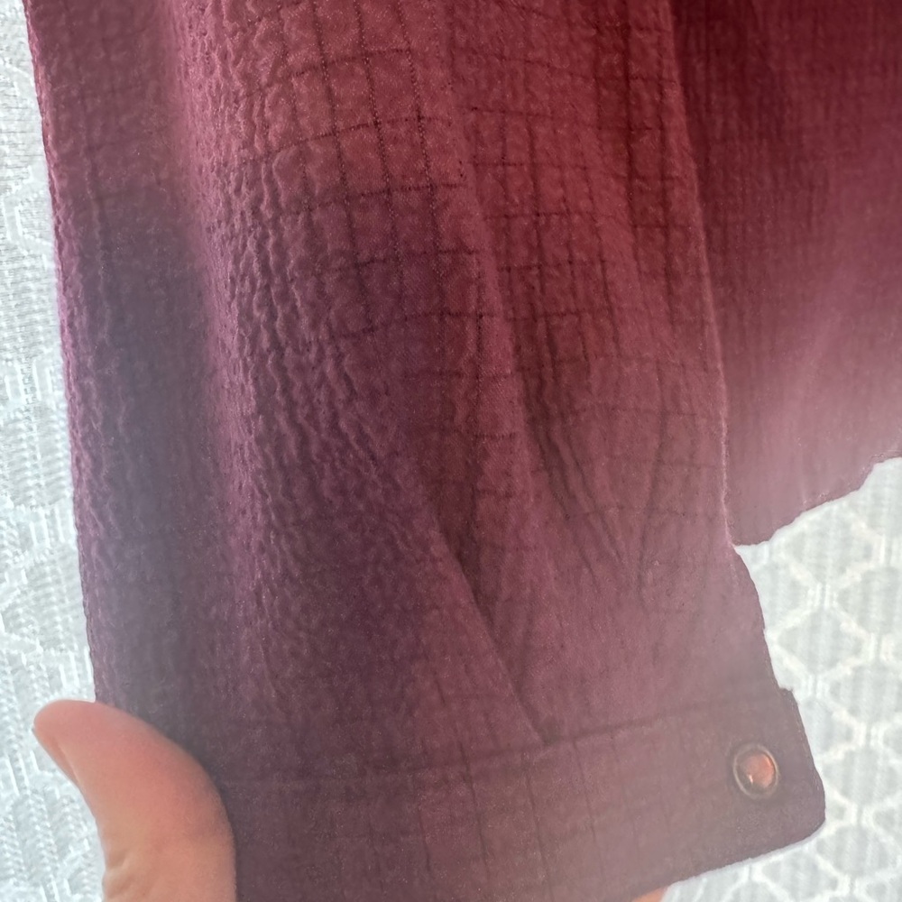 Columbia women’s Burgundy Rayon Blend boho casual Top size Large - Picture 6 of 8